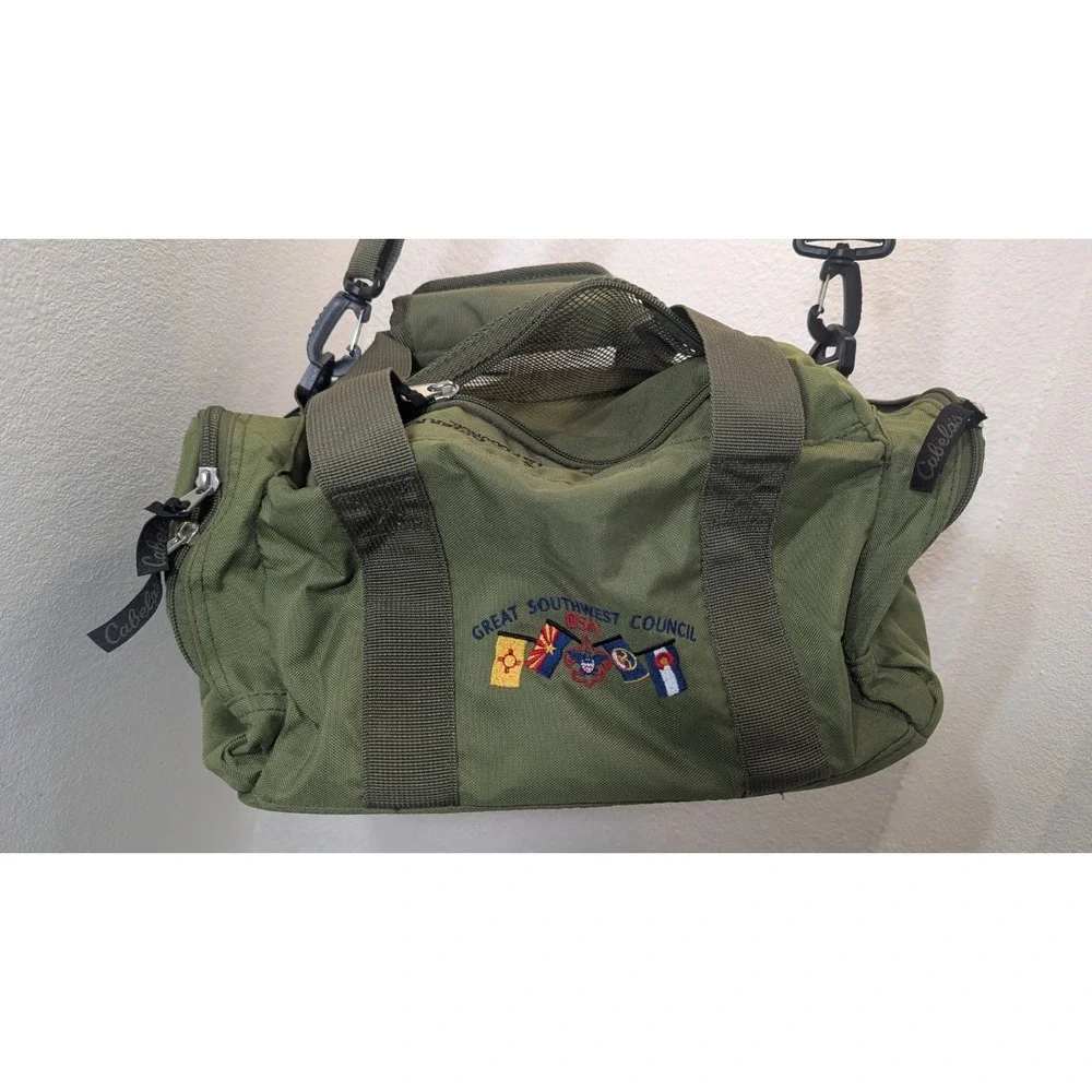Green Cabelas  Medium size Duffel Bag With Multiple Pockets, Boy Scouts‎